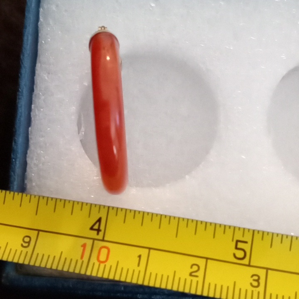 ORANGE JADE HOOP EARRINGS - Picture 6 of 6